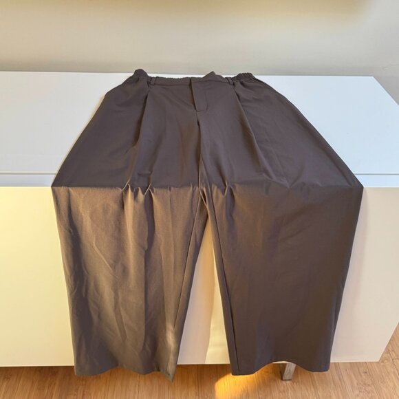 Alo High-Waist Pursuit Trouser-Olive Tree - Picture 8 of 10